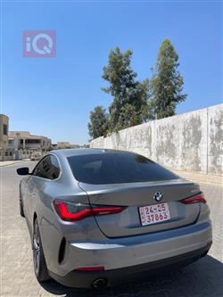 بی ئێم دەبڵیو 4 سیریەس